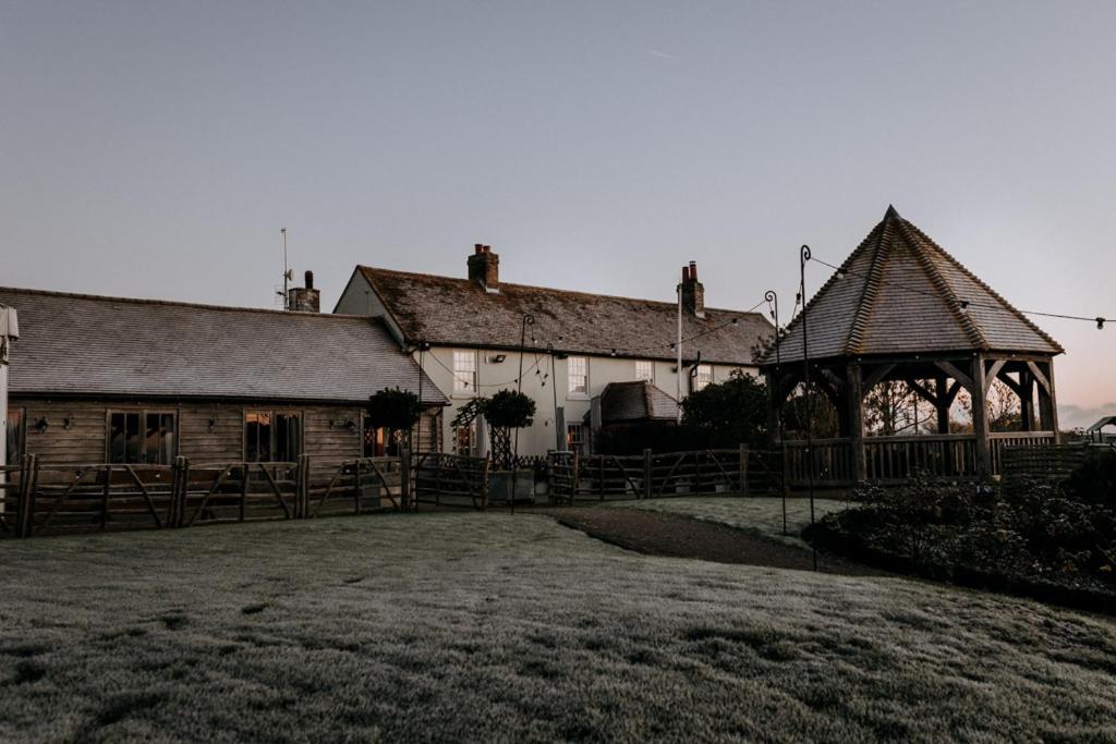 The Ferry House Bed and Breakfast Eastchurch Buitenkant foto