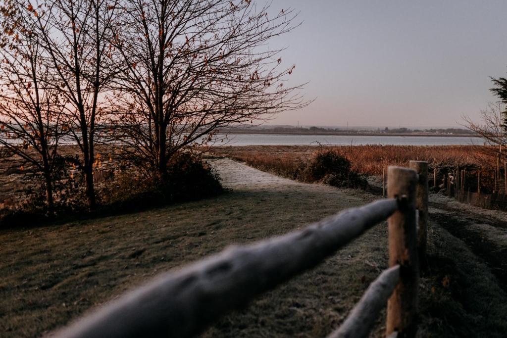 The Ferry House Bed and Breakfast Eastchurch Buitenkant foto